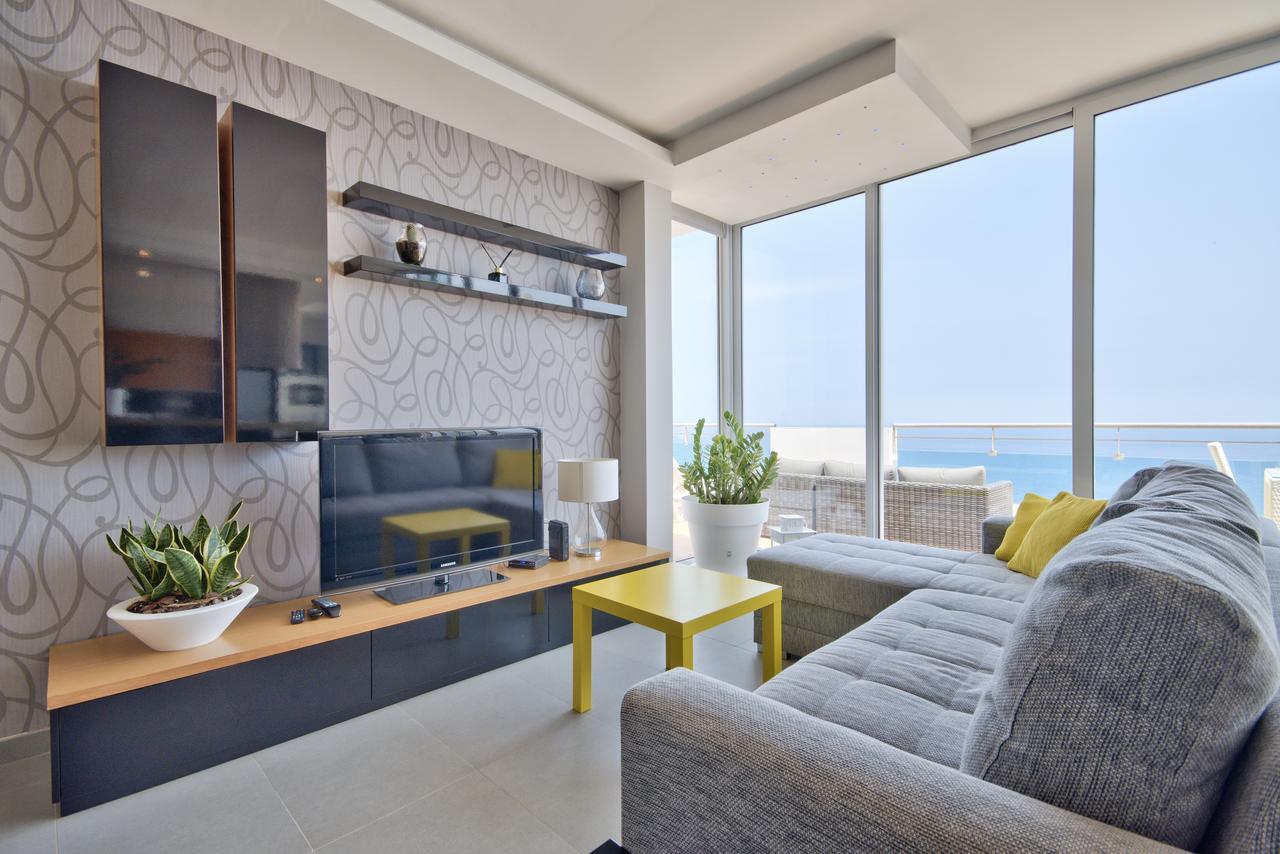 Magnificent Seafront 2-Bedroom Sliema Penthouse Екстериор снимка
